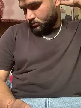 amitsharma7868 online show from February 19, 2026, 9:17 am