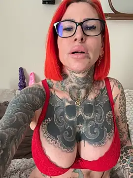 CatCoxx online show from March 13, 2026, 7:13 am