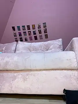 Rinamay  online show from February 22, 2026, 9:16 pm