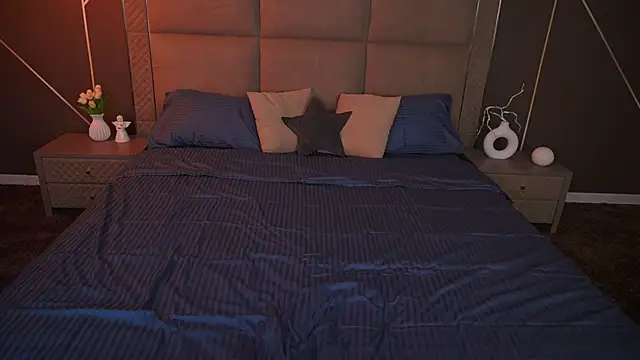 OnlyXxandra online show from September 16, 2025, 1:12 pm