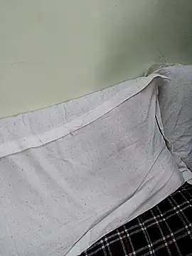 Kavya Rathore online show from October 24, 2025, 6:12 am