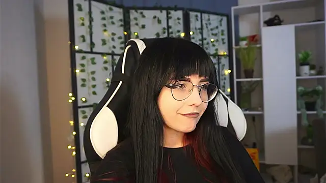 BereniceBattersby online show from September 14, 2025, 8:53 pm