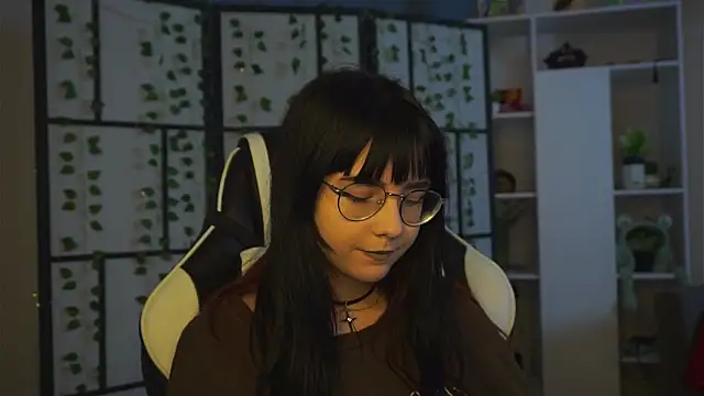 BereniceBattersby online show from September 25, 2025, 8:26 pm