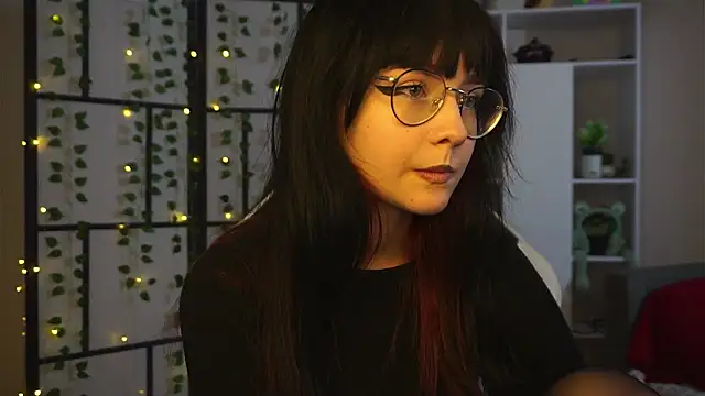 BereniceBattersby online show from September 24, 2025, 9:21 pm