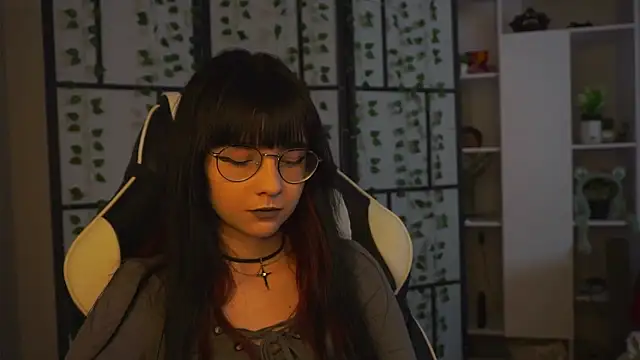 BereniceBattersby online show from September 26, 2025, 8:16 pm