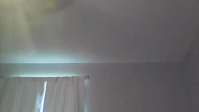 Snapshot of sarahkat86 chatting on April 11, 2026, 9:40 pm sarahkat86 online show from April 11, 2026, 9:40 pm