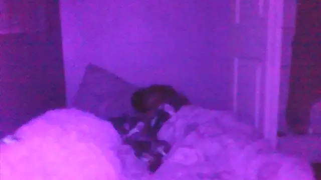 sarahkat86 online show from October 26, 2025, 7:20 am