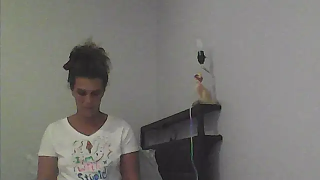 Snapshot of sarahkat86 chatting on March 10, 2026, 1:20 am sarahkat86 online show from March 10, 2026, 1:20 am