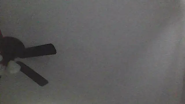 Snapshot of sarahkat86 chatting on March 21, 2026, 10:35 pm sarahkat86 online show from March 21, 2026, 10:35 pm