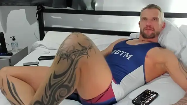 Snapshot of lupoillupo chatting on September 10, 2025, 9:25 pm lupoillupo online show from September 10, 2025, 9:25 pm