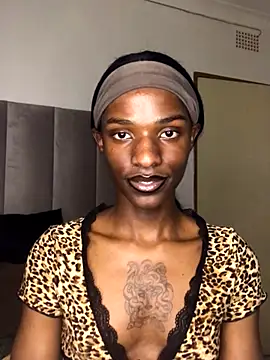 Trans fairy online show from October 11, 2025, 6:31 pm