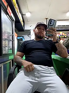 Snapshot of Catire10_ chatting on November 4, 2025, 4:00 pm Catire10 online show from November 4, 2025, 4:00 pm