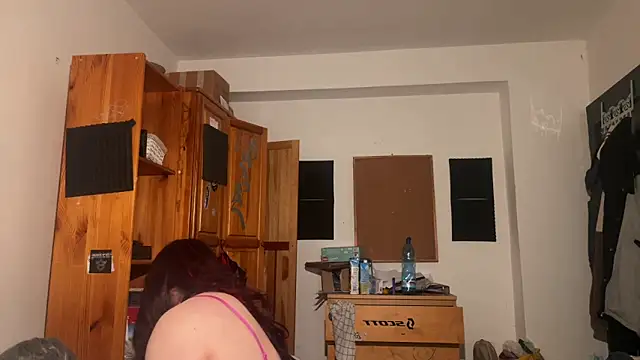 emilydee666 online show from November 17, 2025, 10:03 pm