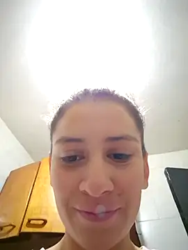 aytanna torrez online show from October 18, 2025, 11:23 am