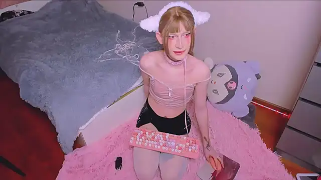 yoi mika online show from December 21, 2025, 6:53 pm