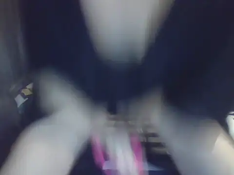 Snapshot of tchotte chatting on October 20, 2025, 7:36 pm tchotte online show from October 20, 2025, 7:36 pm