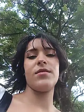 Snapshot of Mikasa-Ackerman chatting on January 9, 2026, 9:55 pm Mikasa-Ackerman online show from January 9, 2026, 9:55 pm