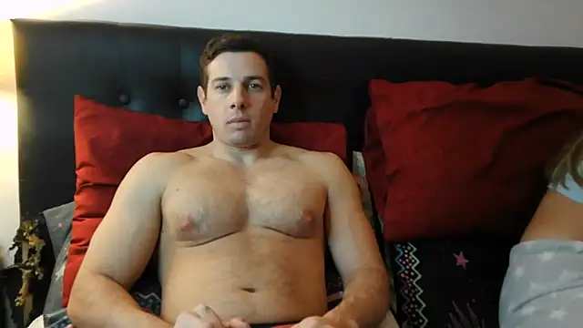 luca23millo90 online show from June 9, 2026, 3:51 am