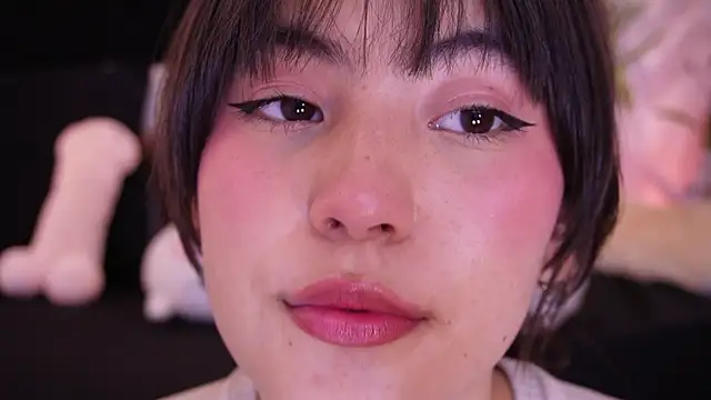 Aitana Jhons online show from October 24, 2025, 12:15 pm