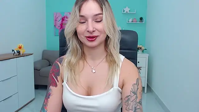 LilFleurish online show from February 1, 2026, 5:38 am