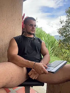 Snapshot of Marco_Vega chatting on May 6, 2026, 6:34 pm Marco Vega online show from May 6, 2026, 6:34 pm