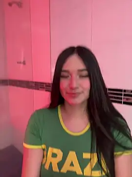 alejandrodolls online show from March 14, 2026, 8:37 pm