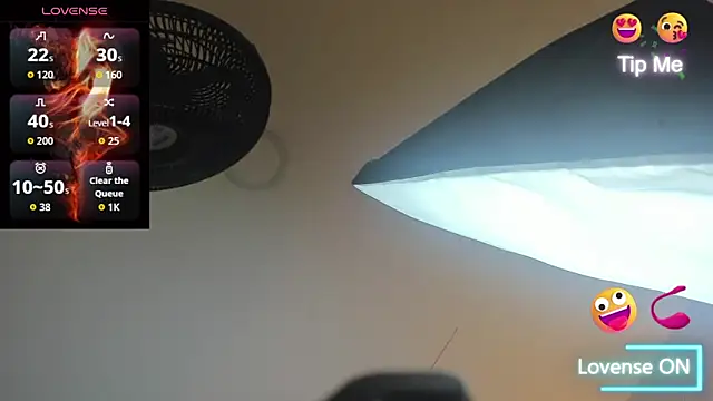 sweet  vanessa1 online show from September 29, 2025, 4:52 am