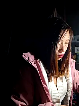 ngocngoc cute online show from December 3, 2025, 12:15 pm