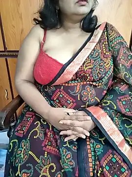 Snapshot of Swapna_Hyd chatting on November 13, 2025, 5:00 am Swapna Hyd online show from November 13, 2025, 5:00 am