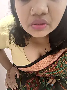 Snapshot of Swapna_Hyd chatting on September 12, 2025, 4:01 am Swapna Hyd online show from September 12, 2025, 4:01 am