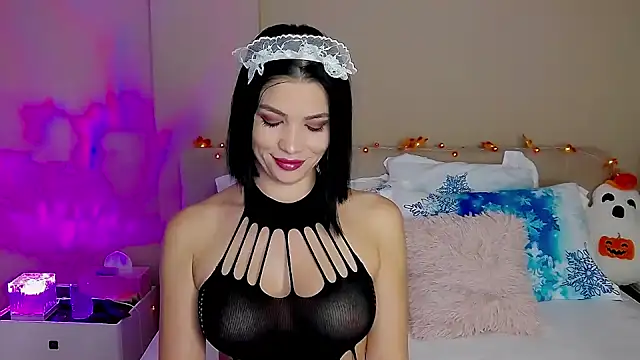 Emily Sheen online show from October 28, 2025, 5:08 am