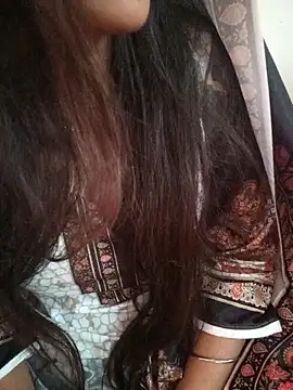 Snapshot of Neha_Tyagi chatting on November 24, 2025, 5:29 am Neha Tyagi online show from November 24, 2025, 5:29 am