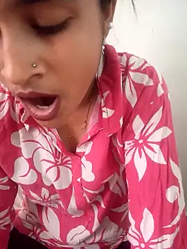 Snapshot of Neha_Tyagi chatting on October 17, 2025, 5:55 am Neha Tyagi online show from October 17, 2025, 5:55 am