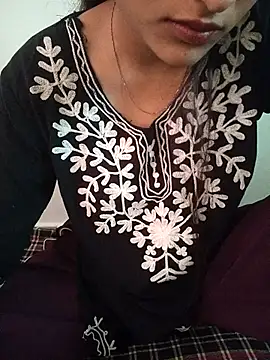 Snapshot of Neha_Tyagi chatting on November 1, 2025, 5:14 am Neha Tyagi online show from November 1, 2025, 5:14 am