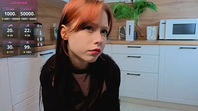 Snapshot of Joyce_Murphy chatting on October 16, 2025, 7:11 pm Joyce Murphy online show from October 16, 2025, 7:11 pm