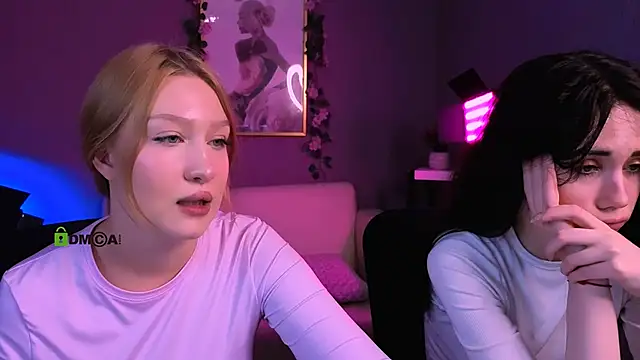 Snapshot of riley_sanders chatting on December 4, 2025, 1:37 am riley sanders online show from December 4, 2025, 1:37 am