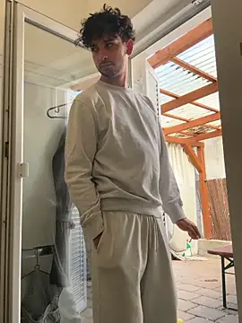 Gipsyboysteve online show from May 13, 2026, 6:42 am