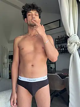 Gipsyboysteve online show from May 17, 2026, 9:20 am