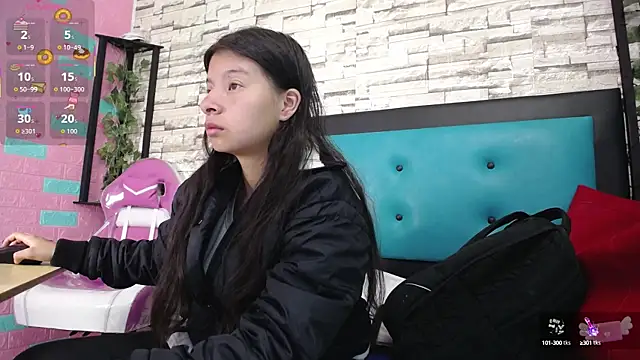 Snapshot of maily_can chatting on October 20, 2025, 1:00 pm maily can online show from October 20, 2025, 1:00 pm