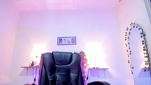 Snapshot of vane_jimenez_ chatting on September 19, 2025, 8:40 am vane jimenez online show from September 19, 2025, 8:40 am