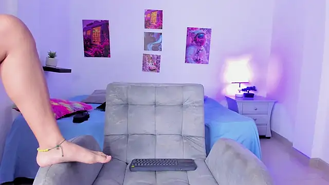 Snapshot of shizuka_84 chatting on September 23, 2025, 11:06 am shizuka 84 online show from September 23, 2025, 11:06 am