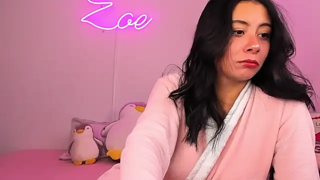 zoecams1 online show from March 18, 2026, 7:48 pm