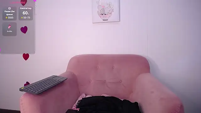 Snapshot of selene_swee chatting on May 5, 2026, 5:49 pm selene swee online show from May 5, 2026, 5:49 pm