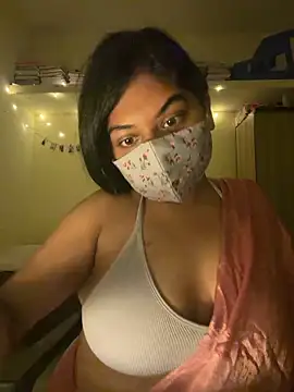 Snapshot of BigBreasted chatting on February 9, 2026, 5:22 pm BigBreasted online show from February 9, 2026, 5:22 pm