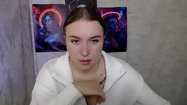 Snapshot of JuliaTopp_ chatting on October 14, 2025, 1:01 pm JuliaTopp online show from October 14, 2025, 1:01 pm