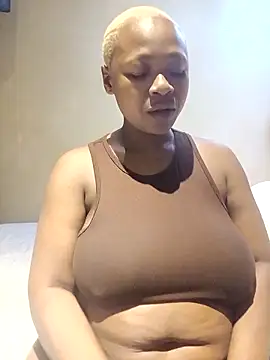 Snapshot of missboobiesSA chatting on April 16, 2026, 9:39 pm missboobiesSA online show from April 16, 2026, 9:39 pm