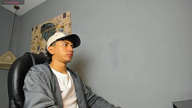 Snapshot of markbowie chatting on February 7, 2026, 1:52 pm markbowie online show from February 7, 2026, 1:52 pm