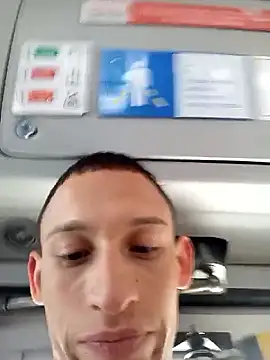 Snapshot of Masterblue_hot chatting on November 13, 2025, 6:12 pm Masterblue hot online show from November 13, 2025, 6:12 pm