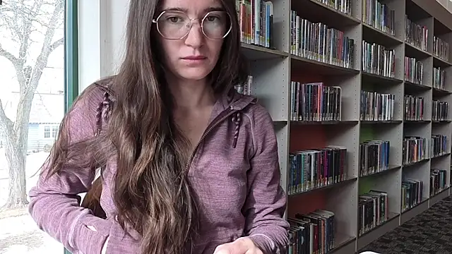 bambifarrina online show from February 10, 2026, 5:12 pm