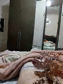 Gustavo198045 online show from November 16, 2025, 3:55 am